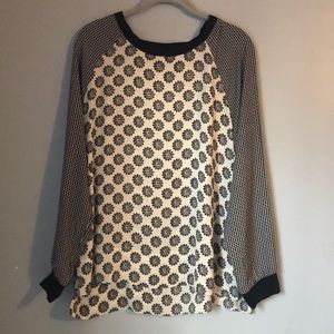 LOFT BLACK AND WHITE BLOUSE